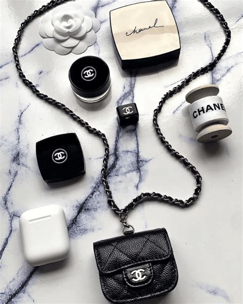 sierboeken chanel|Tech Cases .